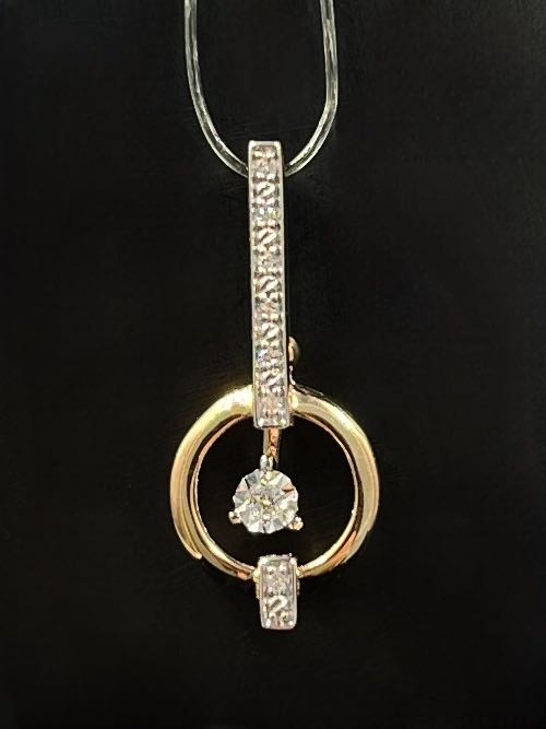 На фото Золотые подвески в Казахстане №подвеска из красного золота с бриллиантом вес 1.1 г:     .