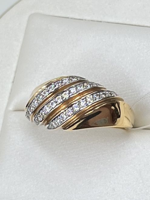 На фото Золотые кольца в Казахстане №кольцо из красного золота с фианитом 17.5 вес 3.19 г:     .