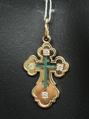 На фото Золотые кресты в Казахстане №крестик из красного золота с бриллиантом вес 2.23 г:     .