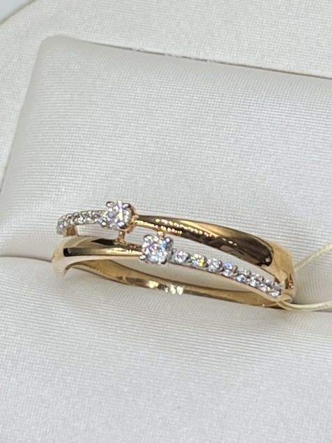 На фото Золотые кольца в Казахстане №кольцо из красного золота с фианитом 18 вес 1.4 г:     .