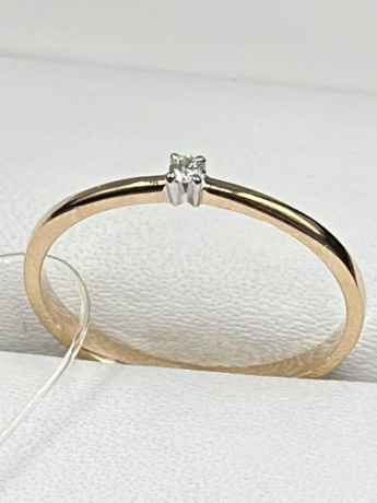 На фото Золотые кольца в Казахстане №кольцо из белого золота с бриллиантом 16.5 вес 1.14 г:     .