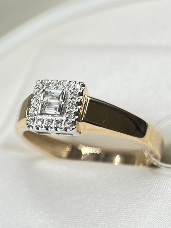 На фото Золотые кольца в Казахстане №кольцо из красного золота с бриллиантом 16.5 вес 2.25 г:     .