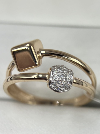 На фото Золотые кольца в Казахстане №кольцо из красного золота с фианитом 17.5 вес 2.42 г:     .