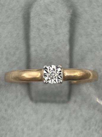 На фото Золотые кольца в Казахстане №кольцо из белого золота с бриллиантом 16 вес 0.95 г:     .