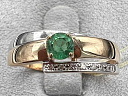 На фото Золотые кольца в Казахстане №кольцо из белого золота с бриллиантом и изумрудом 18 вес 2.09 г:     .