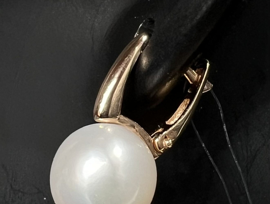 На фото Золотые серьги  №серьги из красного золота с культивированный жемчугом вес 4.73 г:     .