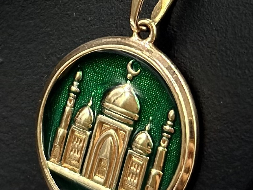 На фото Золотые подвески в Казахстане №подвеска из красного золота с эмалью вес 3 г:     .