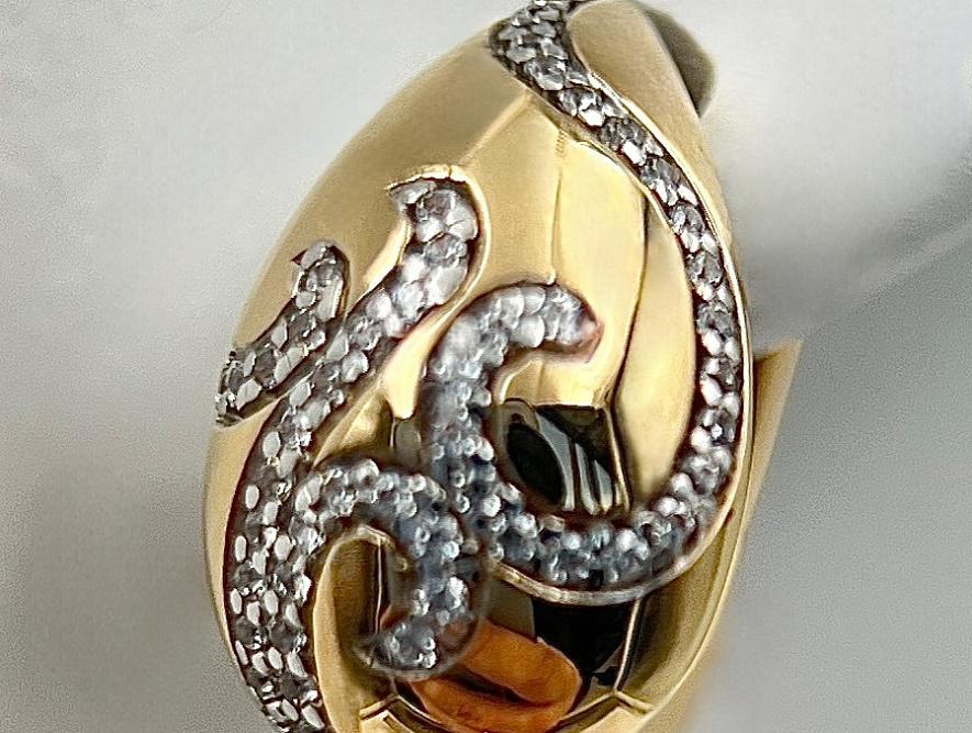 На фото Золотые серьги  №серьги из красного золота с фианитом вес 5.5 г:     .