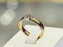 На фото Золотые кольца в Казахстане №1014: Красное золото Au585 + белое золото Au585 Родирование Фианит  Александра.