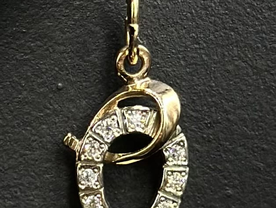 На фото Золотые подвески в Казахстане №подвеска из красного золота с фианитом вес 1.1 г:     .