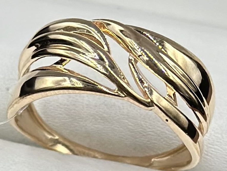 На фото Золотые кольца в Казахстане №кольцо из красного золота без вставки 19.5 вес 2.84 г:     .