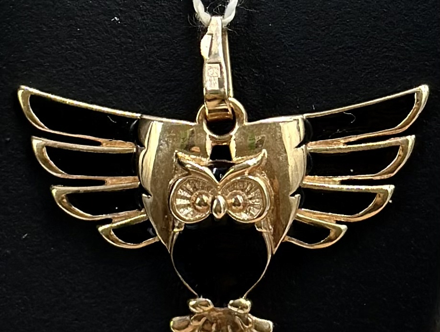 На фото Золотые подвески в Казахстане №подвеска из красного золота с эмалью вес 2.98 г:     .