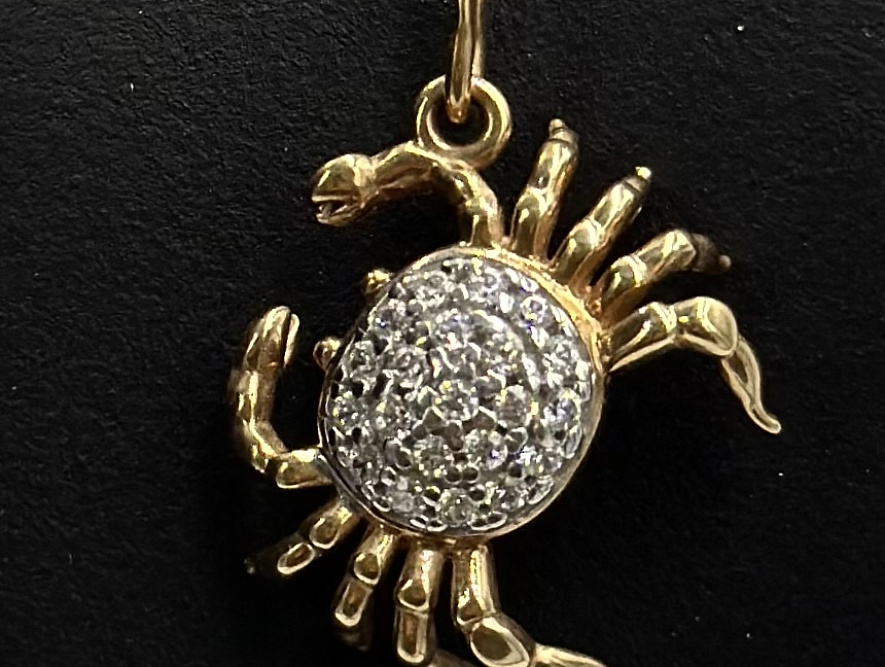 На фото Золотые подвески в Казахстане №подвеска из красного золота с фианитом вес 2.16 г:     .