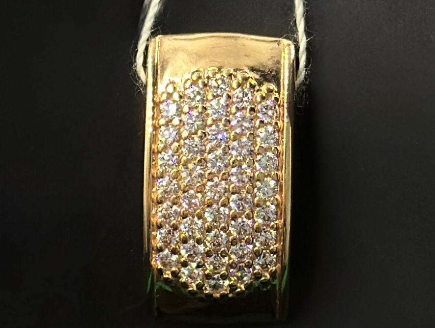 На фото Золотые подвески в Казахстане №подвеска из красного золота с фианитом вес 3.6 г:     .