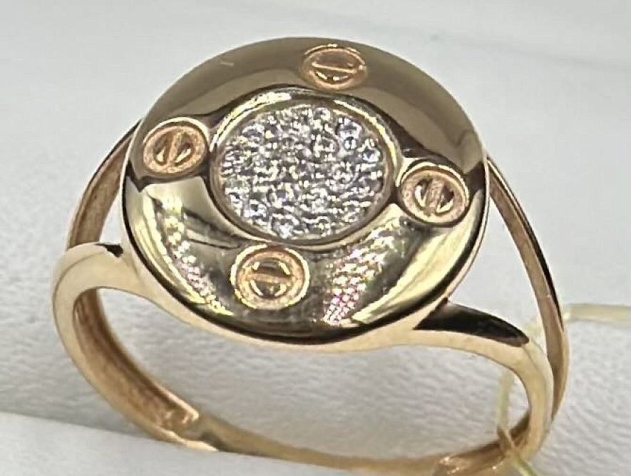 На фото Золотые кольца в Казахстане №кольцо из красного золота с цирконием 16 вес 1.67 г:     .