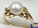 На фото Золотые кольца в Казахстане №кольцо из красного золота с бриллиантом и жемчугом 16 вес 2.68 г:     .