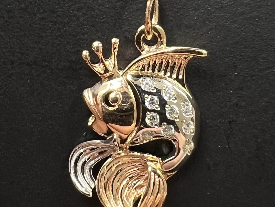 На фото Золотые подвески в Казахстане №подвеска из белого золота с фианитом вес 2.03 г:     .