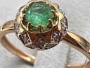 На фото Золотые кольца в Казахстане №кольцо из красного золота с бриллиантом и изумрудом 19 вес 1.84 г:     .