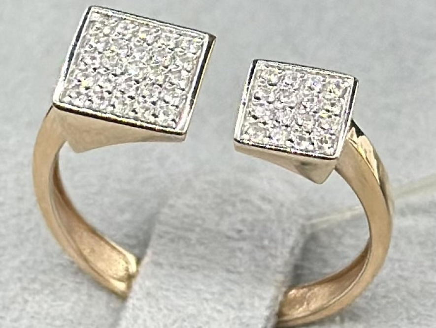 На фото Золотые кольца в Казахстане №кольцо из белого золота с цирконием 17 вес 2.2 г:     .