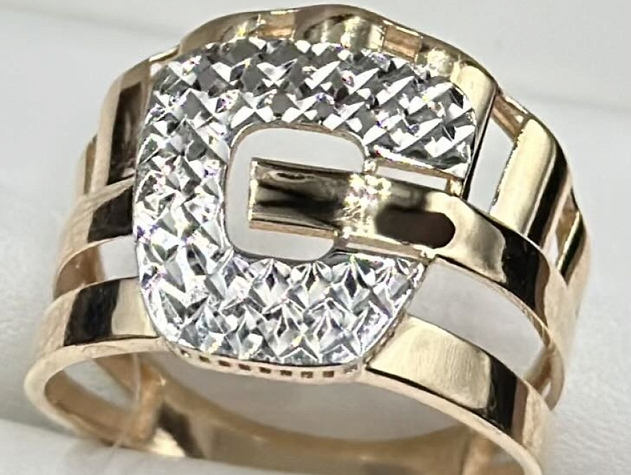 На фото Золотые кольца в Казахстане №кольцо из белого золота без вставки 19.5 вес 3.12 г:     .