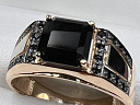 На фото Золотые печатки в Казахстане №печатка из красного золота с фианитом и ониксом 21.5 вес 5.36 г:     .
