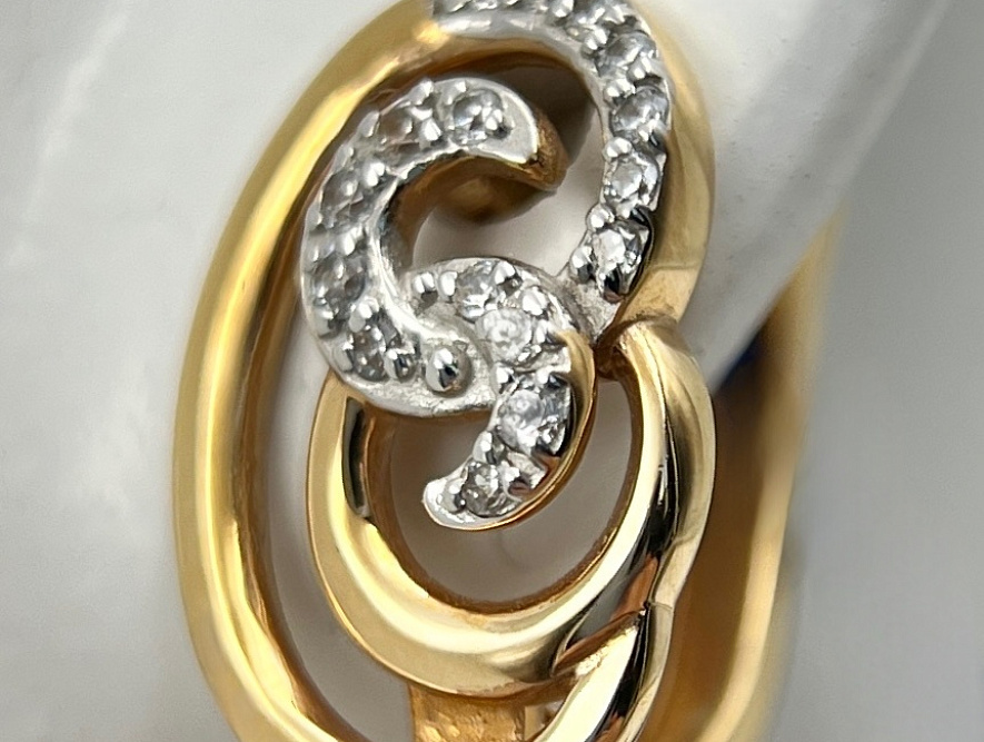 На фото Золотые серьги  №серьги из красного золота с фианитом вес 4.13 г:     .