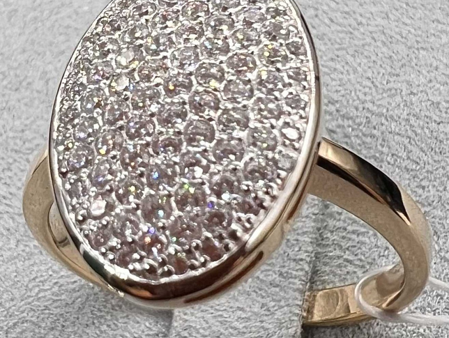 На фото Золотые кольца в Казахстане №кольцо из красного золота с фианитом 19.5 вес 5.93 г:     .