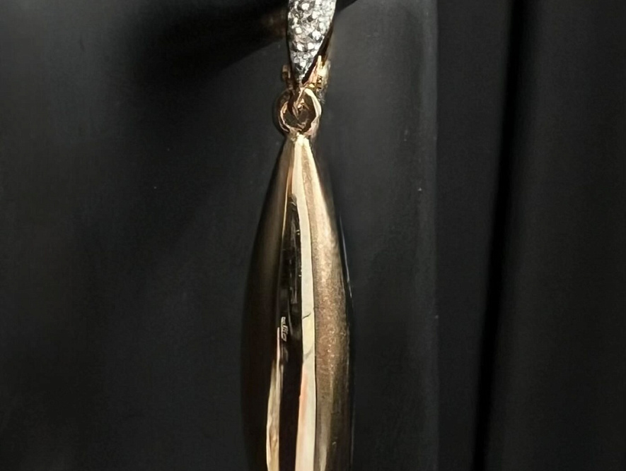 На фото Золотые серьги с янтарем в Казахстане №серьги из красного золота с фианитом вес 4.55 г:     .