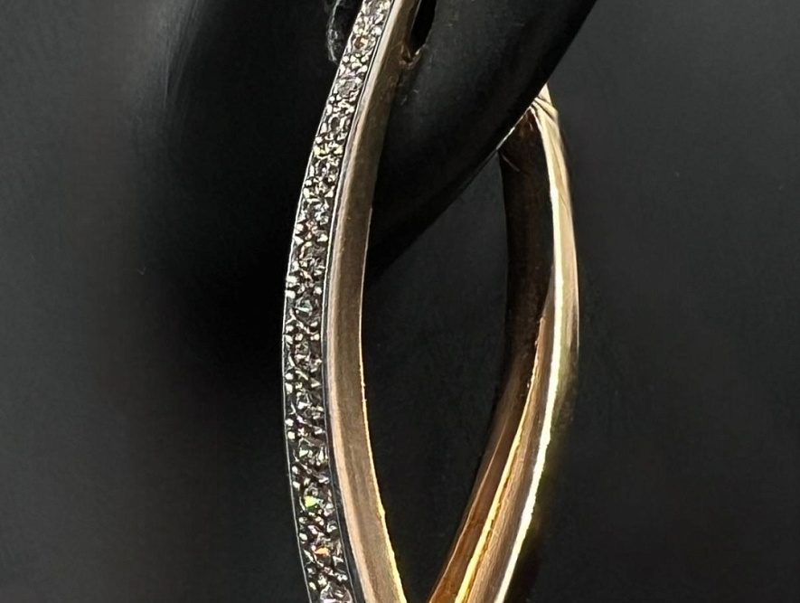 На фото Золотые серьги  №серьги из красного золота с фианитом вес 4.47 г:     .