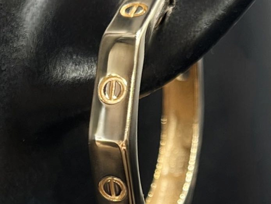 На фото Золотые серьги  №серьги из красного золота без вставки вес 4.28 г:     .