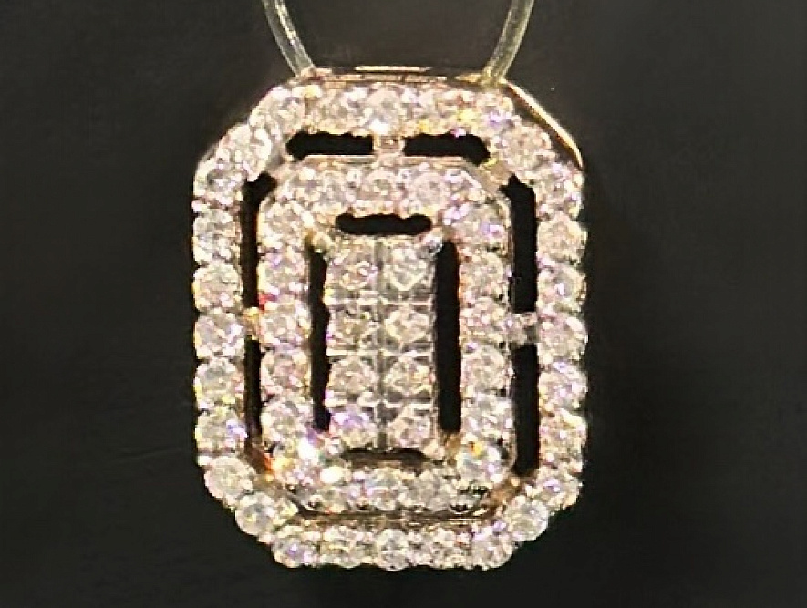 На фото Золотые подвески в Казахстане №подвеска из красного золота с бриллиантом вес 1.47 г:     .