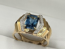 На фото Золотые кольца в Казахстане №кольцо из красного золота с лондон топазом и фианитом 17.5 вес 3.66 г:     .
