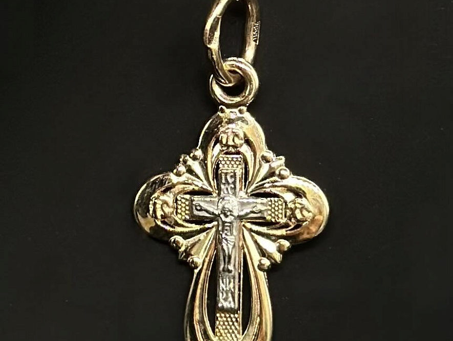 На фото Золотые кресты в Казахстане №крестик из белого золота без вставки вес 1.15 г:     .