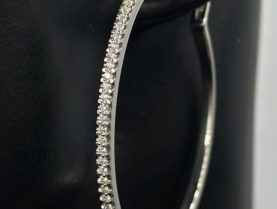 На фото Золотые серьги  №серьги из белого золота с бриллиантом вес 10.67 г:     .