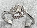На фото Золотые кольца в Казахстане №кольцо из белого золота с бриллиантом 17 вес 2.12 г:     .