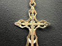 На фото Золотые кресты в Казахстане №крестик из белого золота с фианитом вес 0.99 г:     .