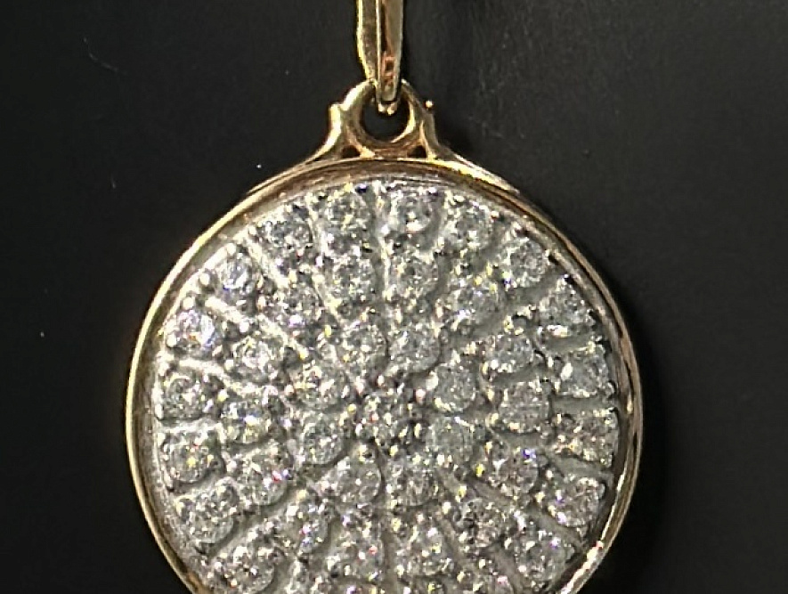 На фото Золотые подвески в Казахстане №подвеска из красного золота с фианитом вес 2.71 г:     .