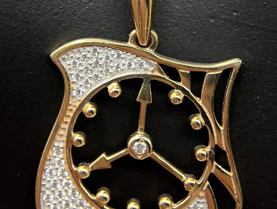 На фото Золотые подвески в Казахстане №подвеска из красного золота с фианитом вес 2.88 г:     .