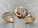 На фото Золотые кольца в Казахстане №кольцо из красного золота с бриллиантом 17 вес 2.62 г:     .