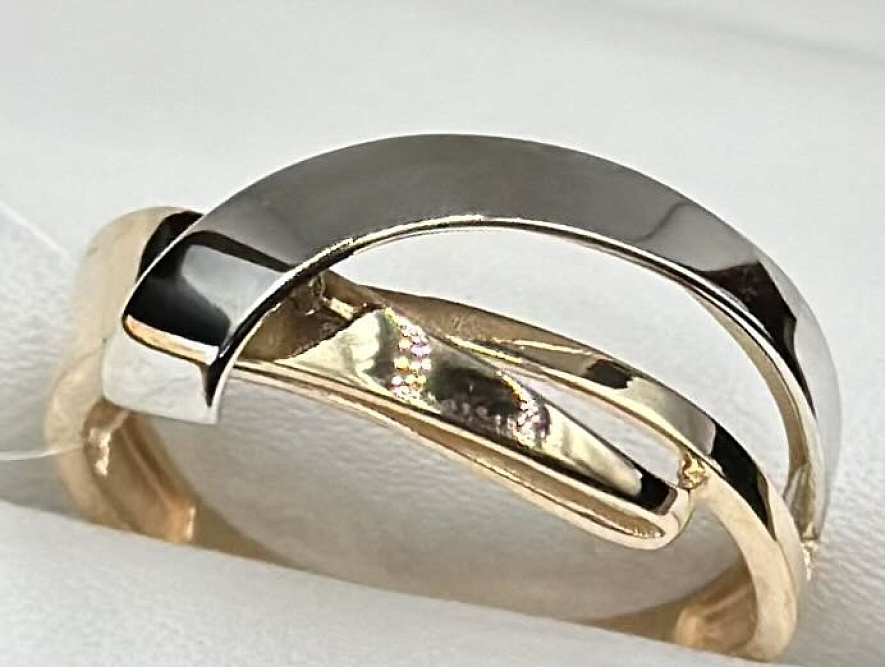 На фото Золотые кольца в Казахстане №кольцо из белого золота без вставки 19.5 вес 3.58 г:     .