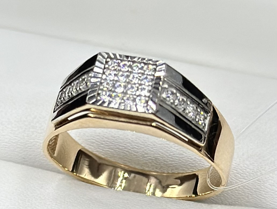 На фото Золотые печатки в Казахстане №печатка из белого золота с фианитом 21 вес 5.34 г:     .