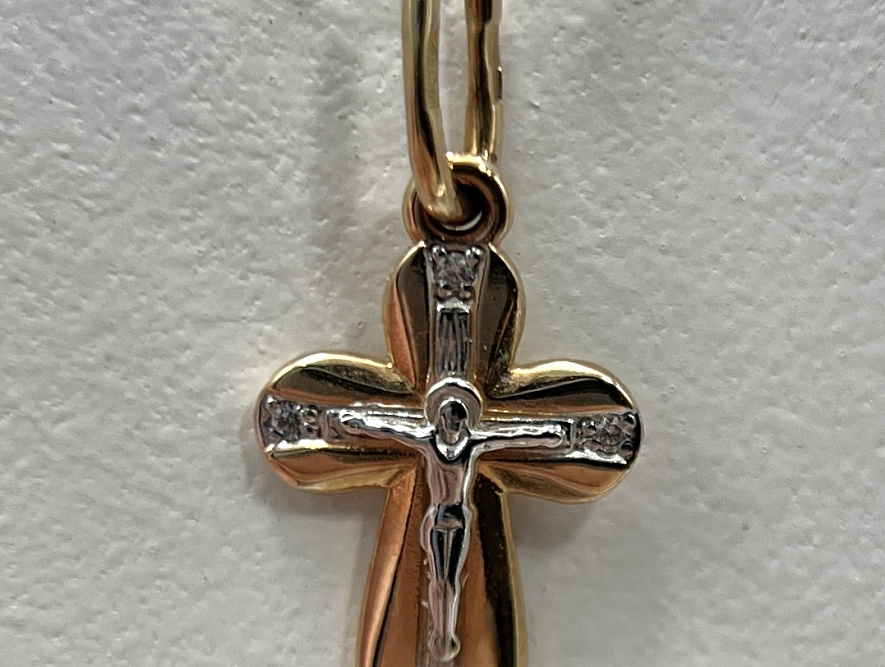 На фото Золотые подвески в Казахстане №подвеска из красного золота без вставки вес 0.72 г:     .